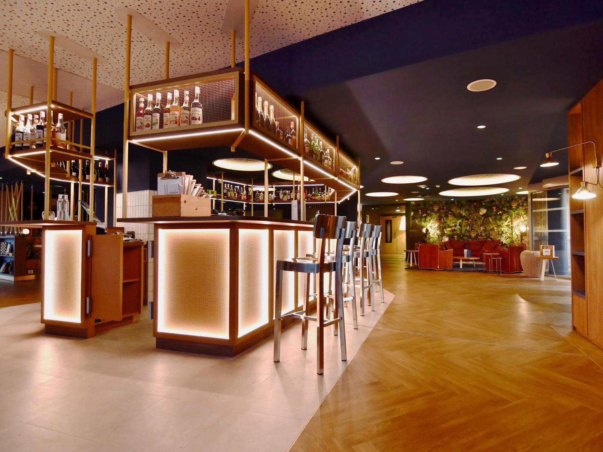 Hotel ibis Styles Nantes Reze Aéroport Exterior foto