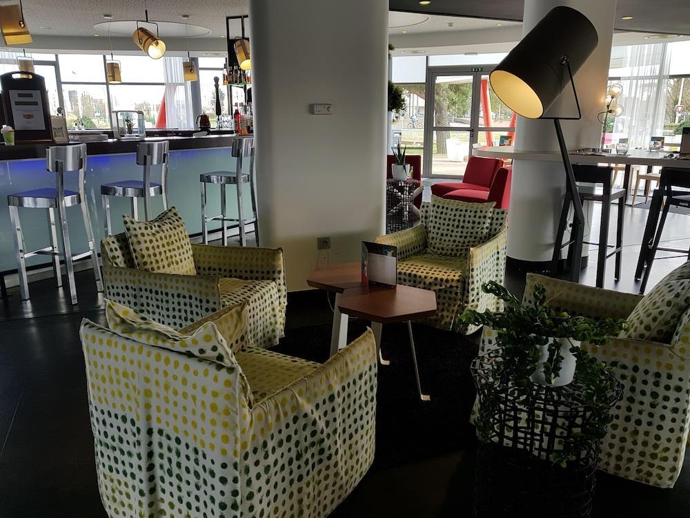 Hotel ibis Styles Nantes Reze Aéroport Exterior foto